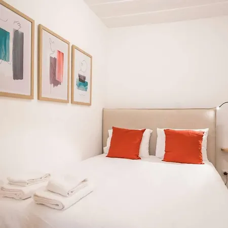 Cosy Praca Das Flores Apartment