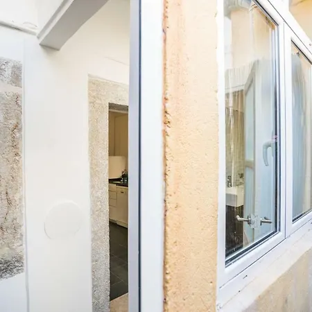 Cosy Praca Das Flores Apartment Lisbon